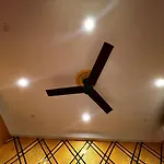 Budget Homestay In Kalina-Santacruz
