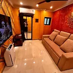 Budget Homestay In Kalina-Santacruz