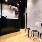Hotel Eros - International Airport T2
