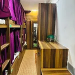 Milano Cabin Stay & Dormitory