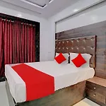 O Nithyanand 3*