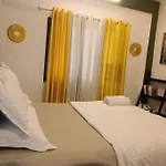 Seabird -1 Bhk Ground Floor-carter Rd- Bandra West Apartment *
