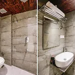 Fabhotel Peralz - Nr Boriwali Station Mumbai