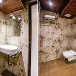 Fabhotel Peralz - Nr Boriwali Station Hotel