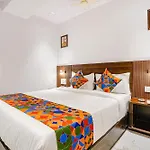 Fabhotel Peralz - Nr Boriwali Station Hotel