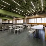 Ivy League House - Girls Hostel