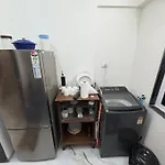 Cozy 1bhk With View In Bandra West 401 Apartment