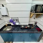 Cozy 1bhk With View In Bandra West 401 Apartment *