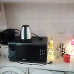 Krazyhostel