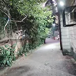 Krazyhostel Hostel *