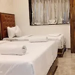 Sanjari International Guest house Mumbai