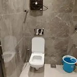 Sanjari International 2*