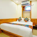 Hotel Amber Indore Palace