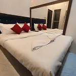 Hotel K D Palace Nx