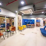 Hotel Indie Studios, Chembur 3*