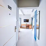 Indie Studios, Chembur 3* Mumbai