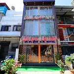 Hotel N.m. Mumbai