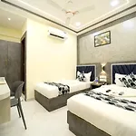 Hotel N.m.