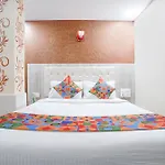 Hotel Fabexpress Sarah Gold - Nr Nesco Exhibition Center Mumbai