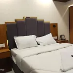 Hotel 145 Enclave