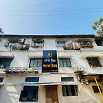 Glitz Hotels Riza - Nr Nesco Bombay Exhibition Centre Goregaon