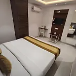 Morya Residency Parel Hotel