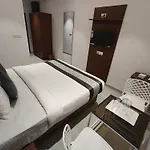 Hotel Morya Residency Parel