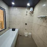 Hotel Morya Residency Parel 2*