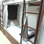 Afreen Hostel Mumbai Ac Dormitory