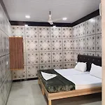 Hotel Casaba Nine