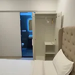 Osi Powai * Mumbai