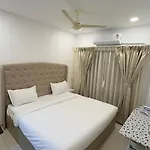 Apartment Osi Powai *
