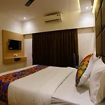 Hotel Gorrion Park