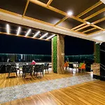 Hotel Auris & Banquets, Mumbai International Airport