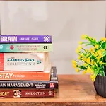 Hotel Indie Studios, Chembur