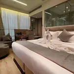 Maxxvalue Midc - Andheri Hotel 3*