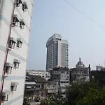The Colaba Pod