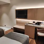 Maxxvalue Midc - Andheri Hotel 3*