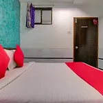 Hotel O Sion Residency