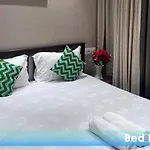 Apartment 1br Theme In Powai By Florastays *