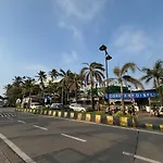 Apartment Sea-front 1-bhk At Carterroad Mumbai