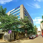 Fabhotel Royal International - Nr Mumbai International Airport