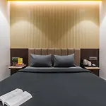 Hostel The Mumbai, International Airport *