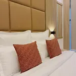 Bellamont Hotel 2*