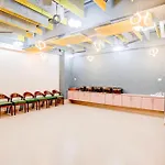 Hotel Bkc Minerva, Near Us Consulate
