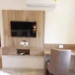 Mig Hotel
