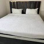 Pixiestays 2Bhk Malad West