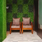 Hotel Fabhotel Airport Palace - Nr International Airport Mumbai