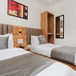 Fabhotel Airport Palace - Nr International Airport Hotel Mumbai