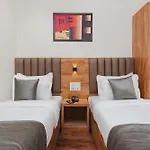 Fabhotel Airport Palace - Nr International Airport Hotel Mumbai